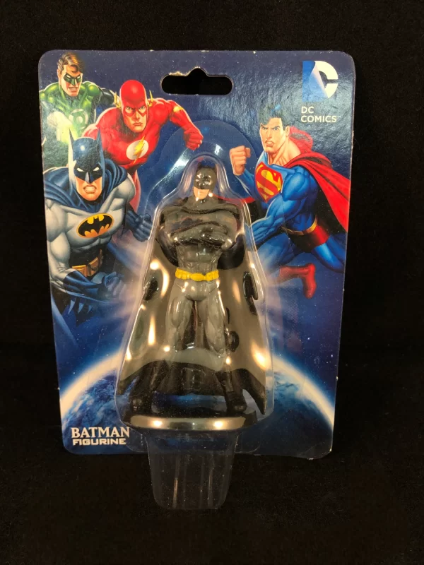 DC Comics Batman Figurine (Crossed Arms, Carded)