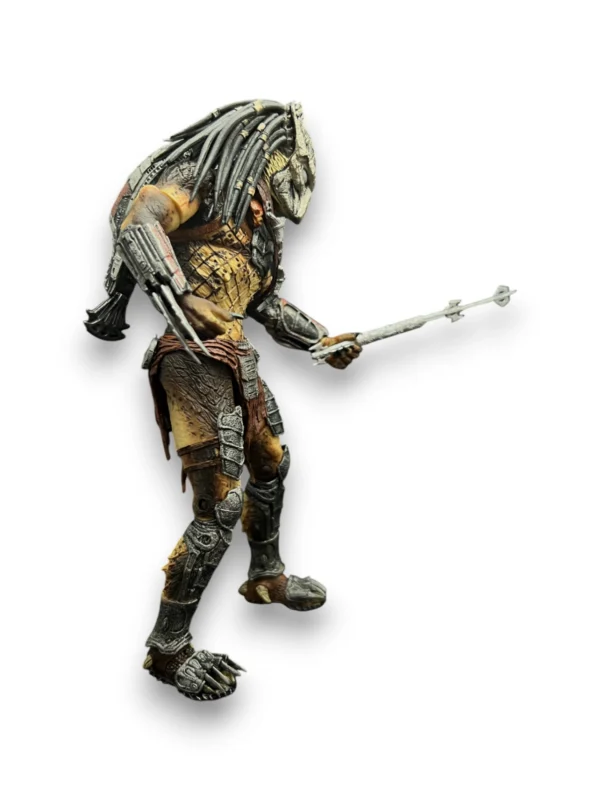 Aliens vs. Predator: Requiem – Predator figure